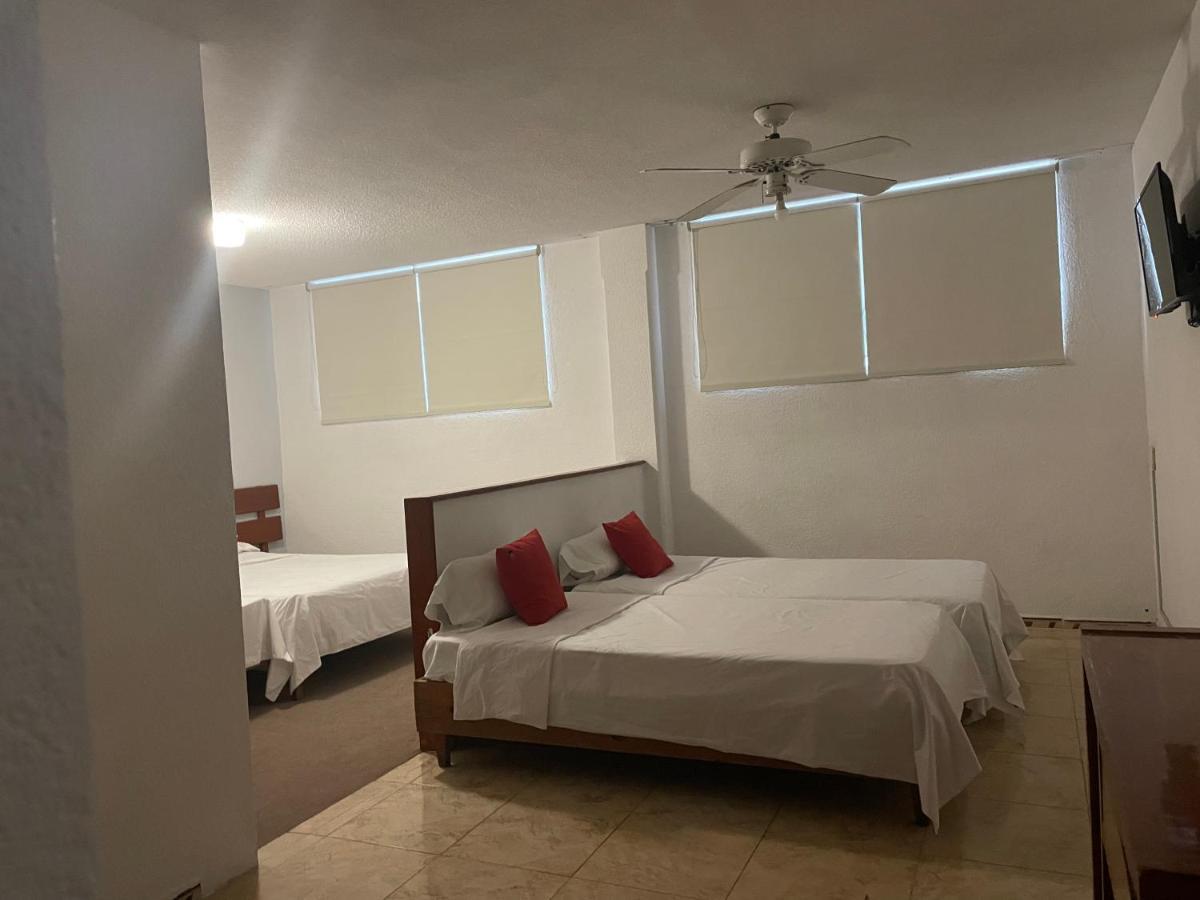 Oyo Hotel Italia Aguascalientes Bagian luar foto