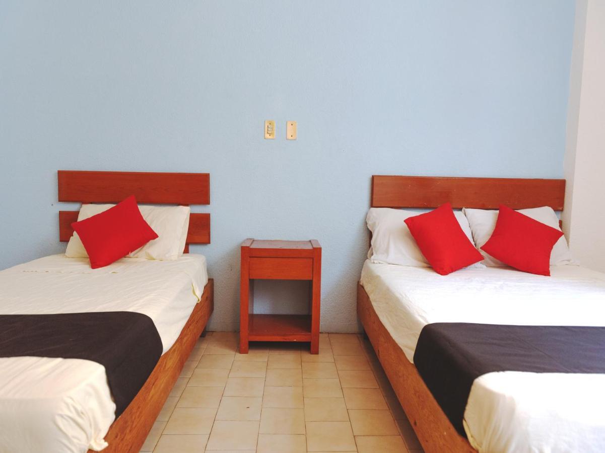 Oyo Hotel Italia Aguascalientes Bagian luar foto